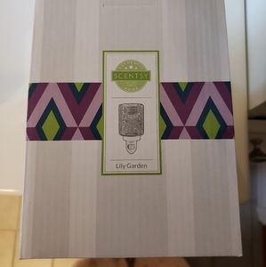 Lily garden night light